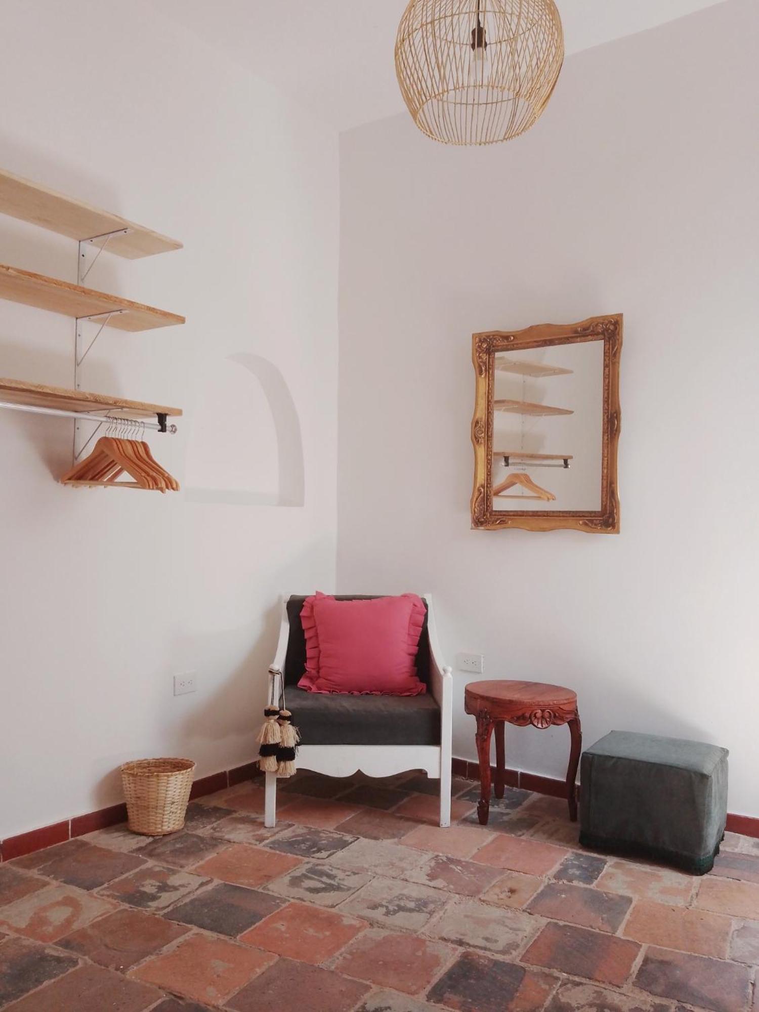 Casita De Piedra Bed & Breakfast Bogota Bagian luar foto